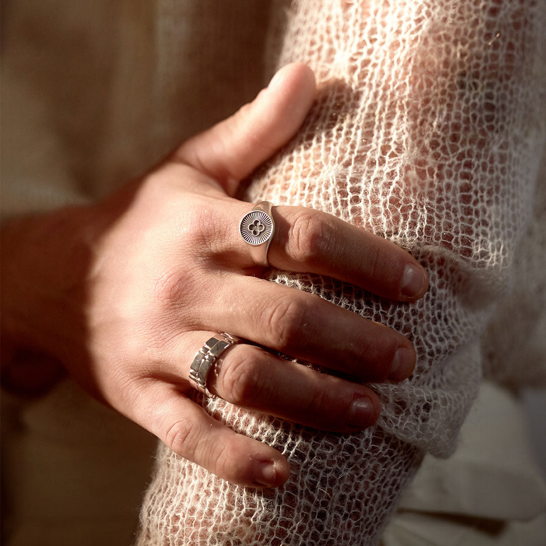 Silver Clover Ring