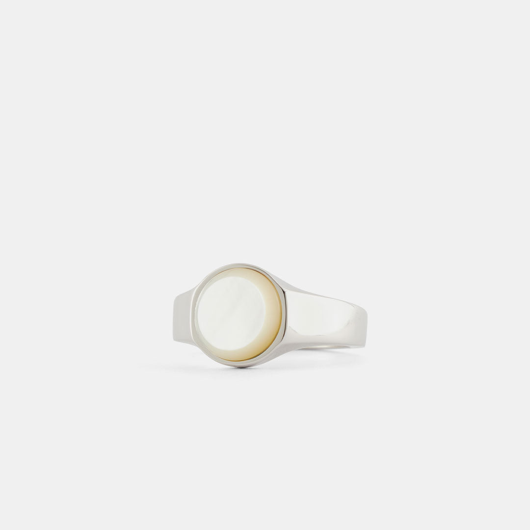 Silver Round Mother Of Pearl Ring